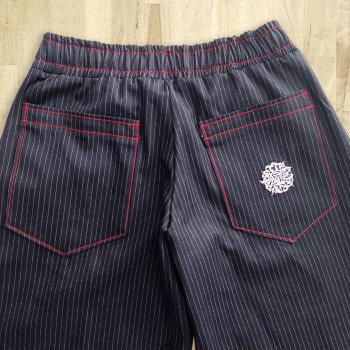 Baggy jeans gessati cuciture rosse | Streetwear & Dancewear