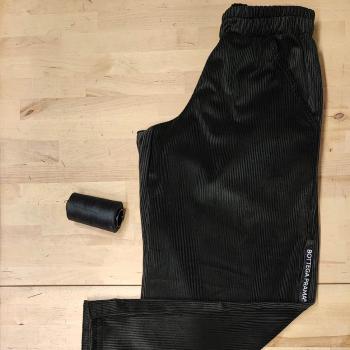 Pantaloni Velluto Nero - Streetwear & Dancewear