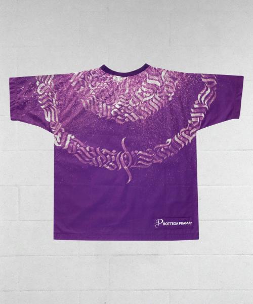 Maglia Viola Texture Calligrafica